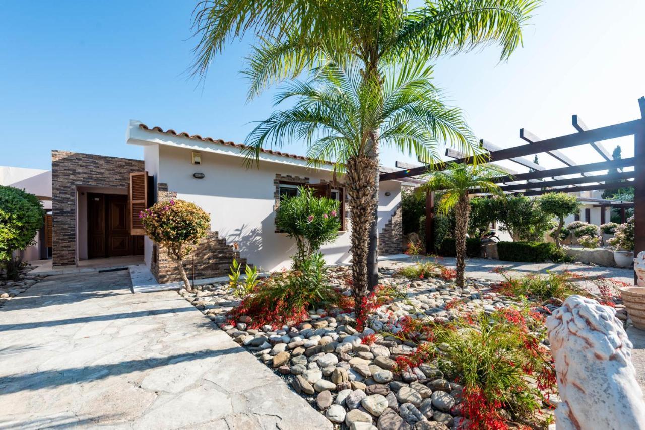 Villa Tequila Sunrise by Ezoria Bahía de Coral Exterior foto